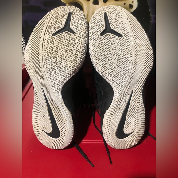 Nike Air Versatile II, 8.5W - Picture 5 of 5